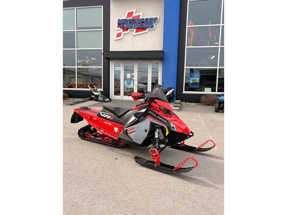 Polaris 850 Indy Vr1 137 2025 alt