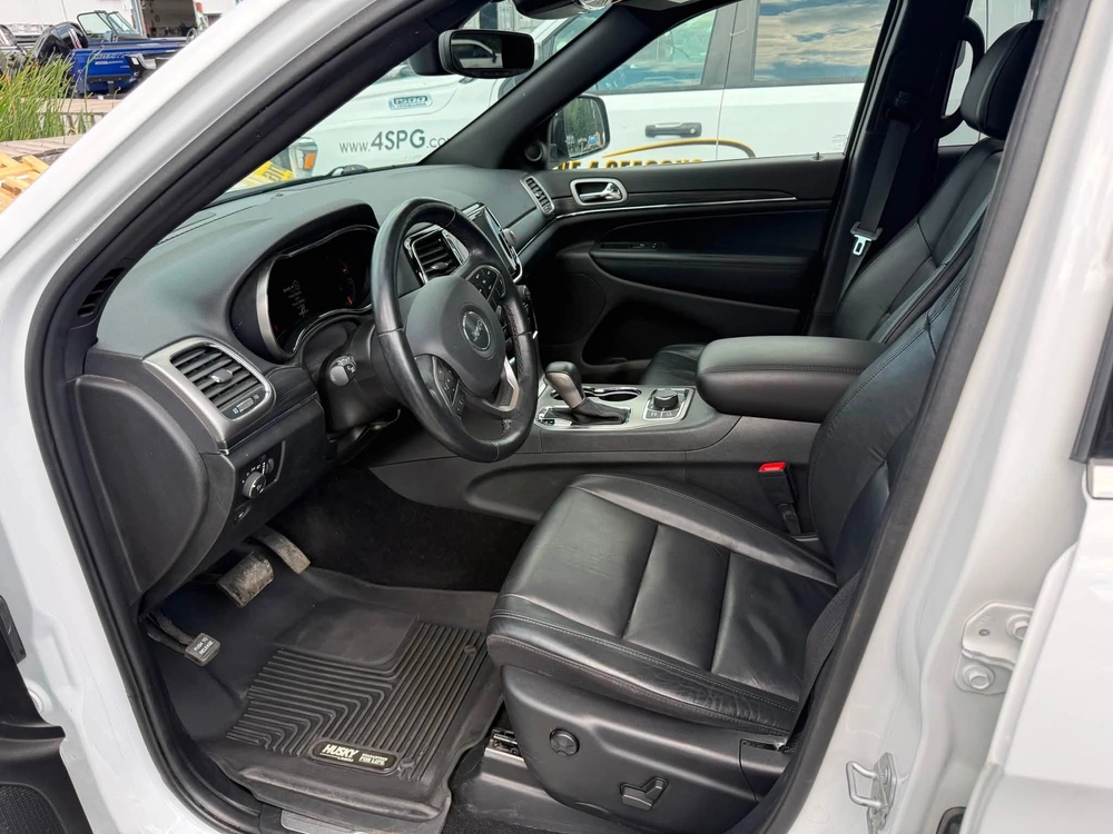 2019 Jeep Limited alt