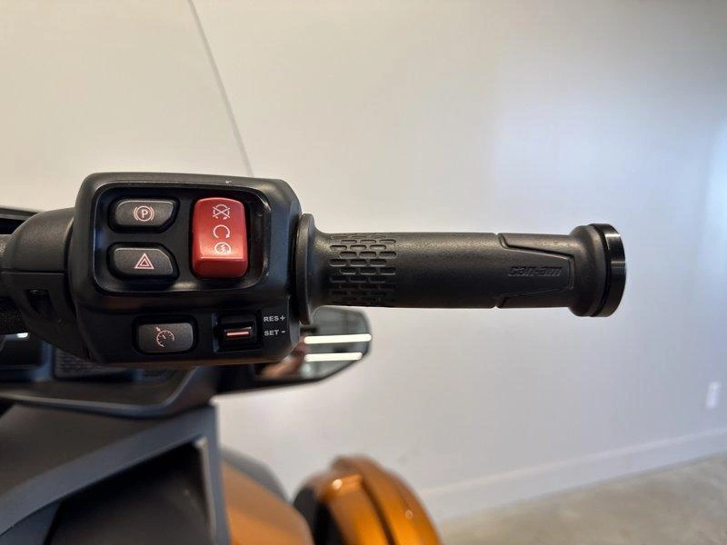 2024 Can-am Spyder F3 Limited Special Series alt
