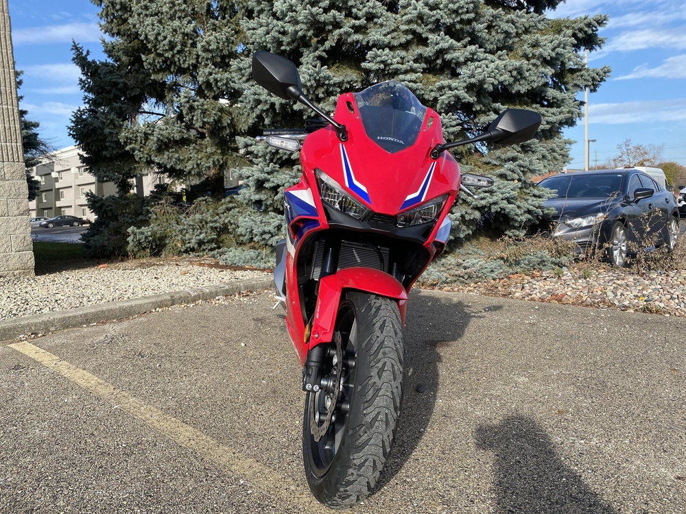 2026 Honda Cbr500r alt