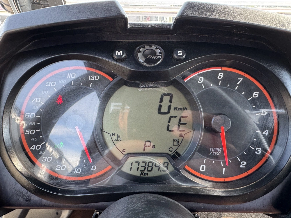 2017 Can-am Commander 1000 Limited alt