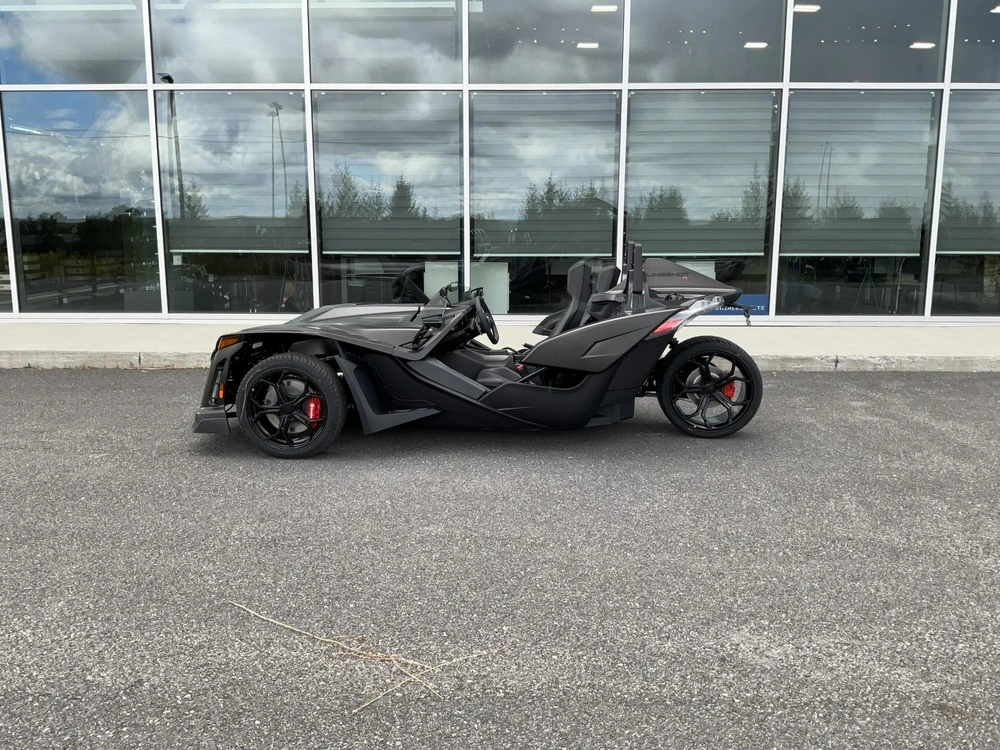 Slingshot R - Autodrive 2026 alt