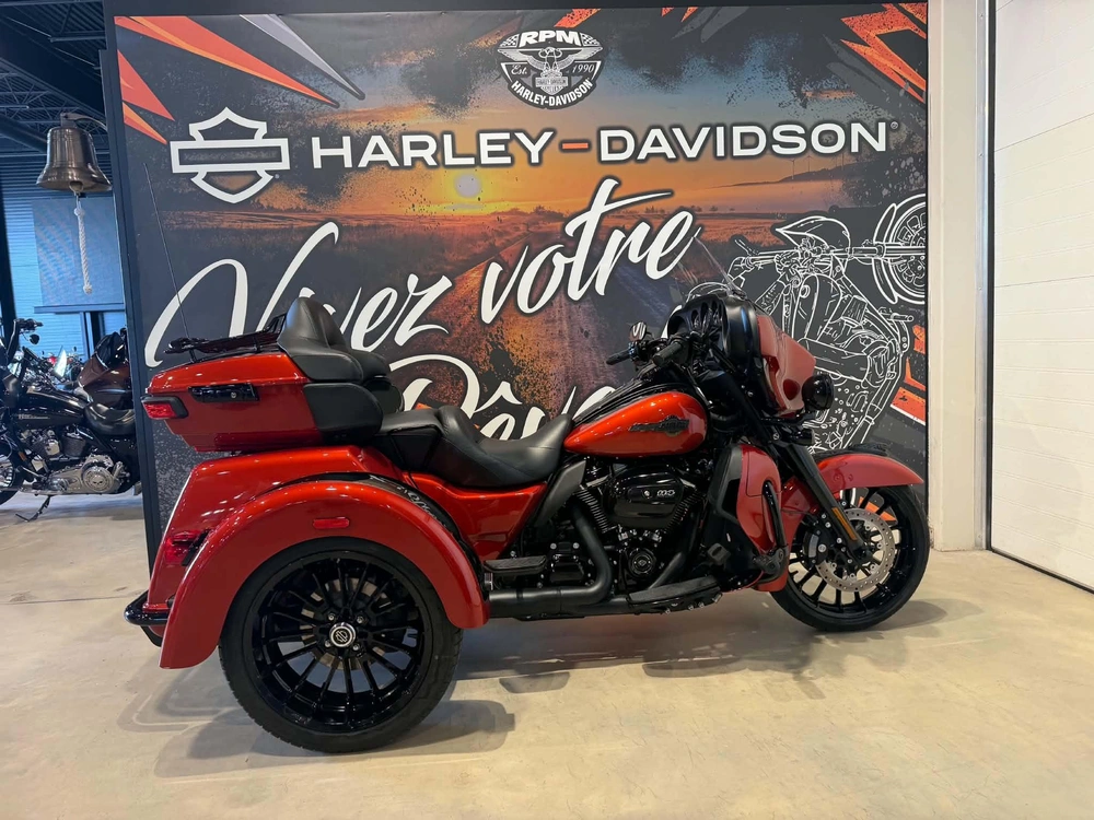 Harley-davidson Triglide Ultra Flhtcutg 2025 alt