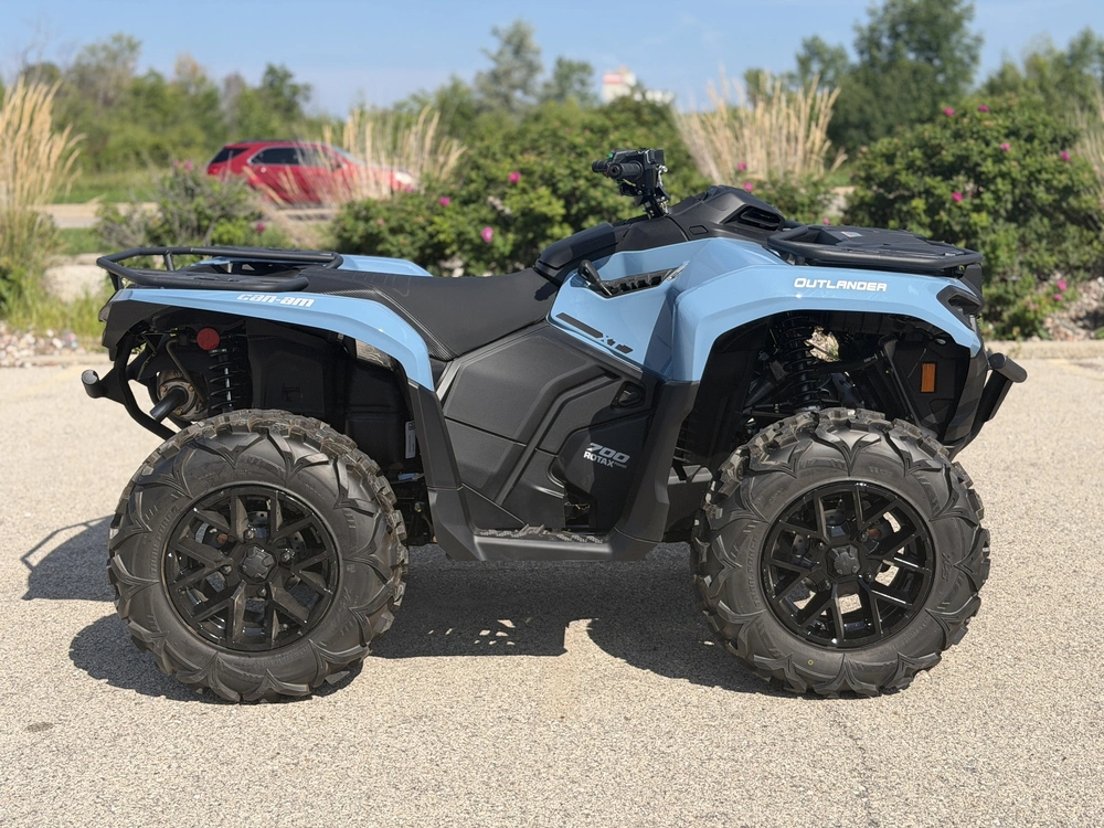 2026 Can-am Outlander Xt 700