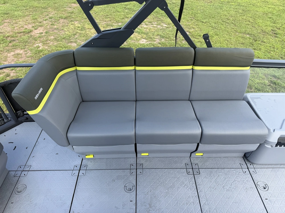 2025 Sea-doo Switch Fish 18 Ft 230 Hp Fish 18 230 alt