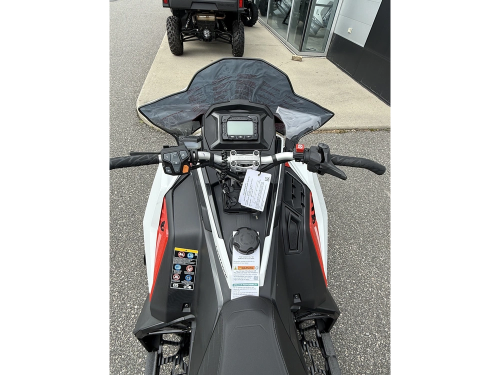 Polaris Prostar S4 Indy Xc 137 2027 alt