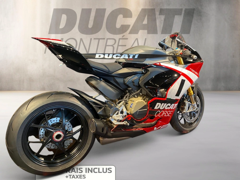 Ducati Panigale V2 2025 alt