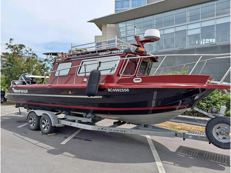 2015 Kingfisher 2725 Weekender alt