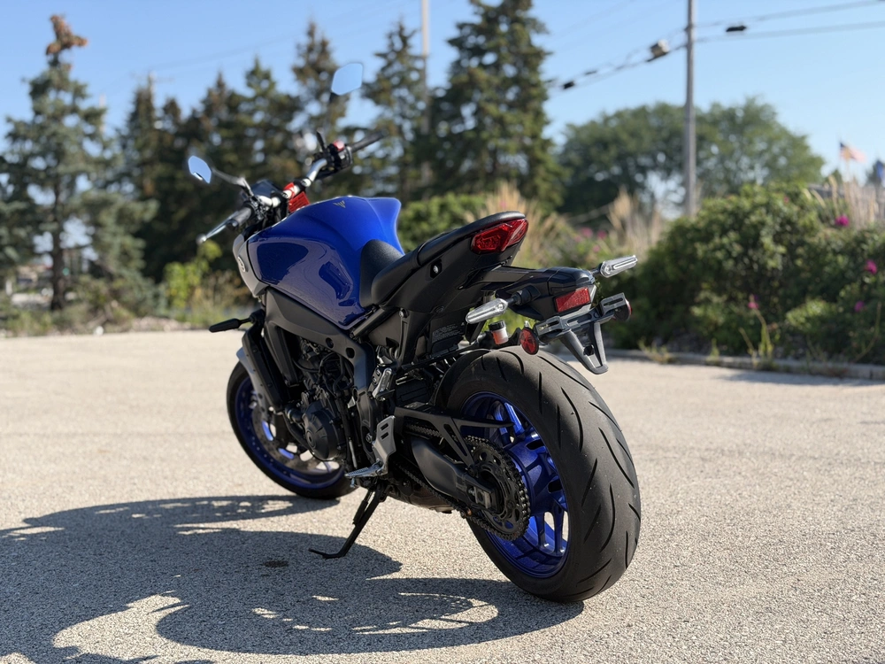 2021 Yamaha Mt-09 alt
