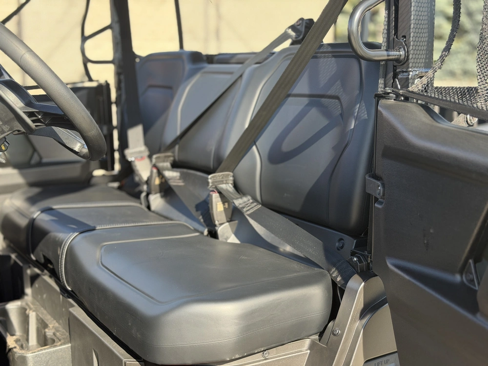 2026 Honda Pioneer 1000-5 Deluxe alt