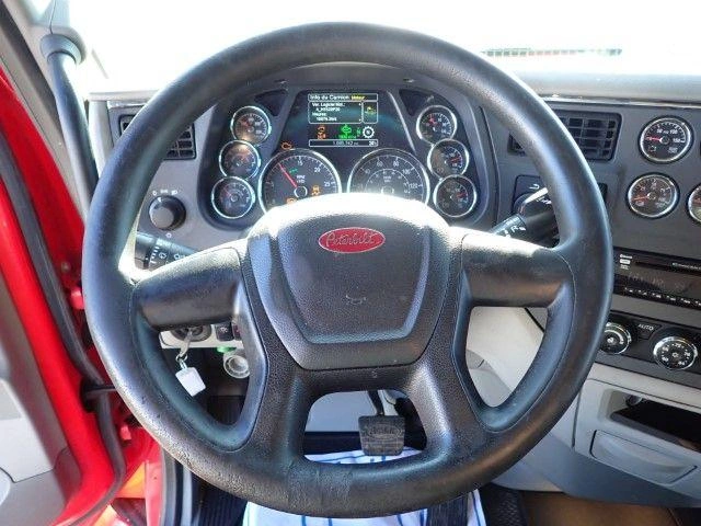 Peterbilt 579 2020