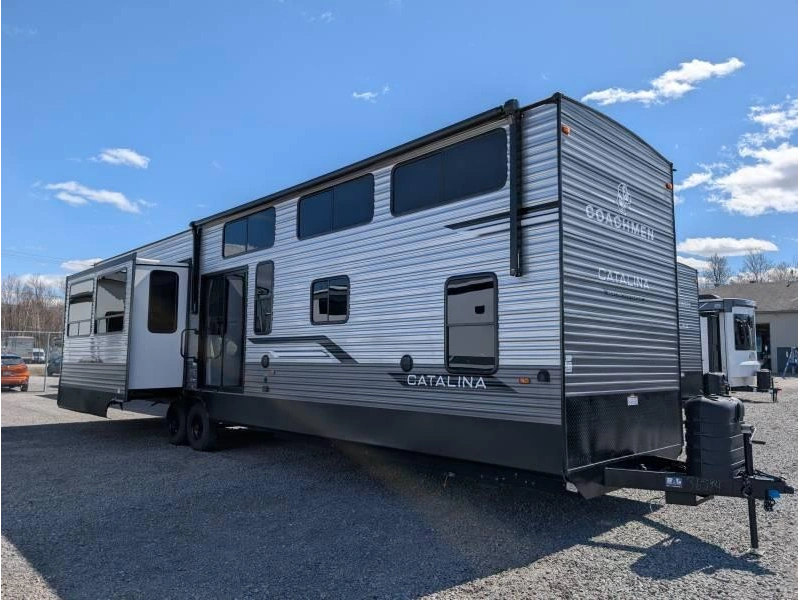 Coachmen Catalina 44condo 2026 alt