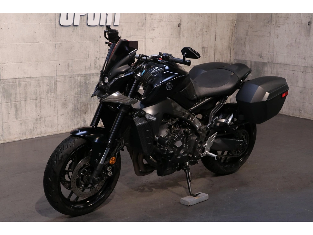 2021 Yamaha Mt-09 alt