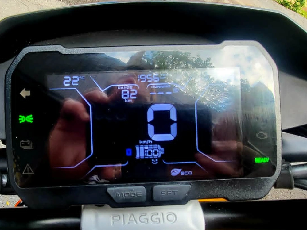 Piaggio 1 Active 2022 alt