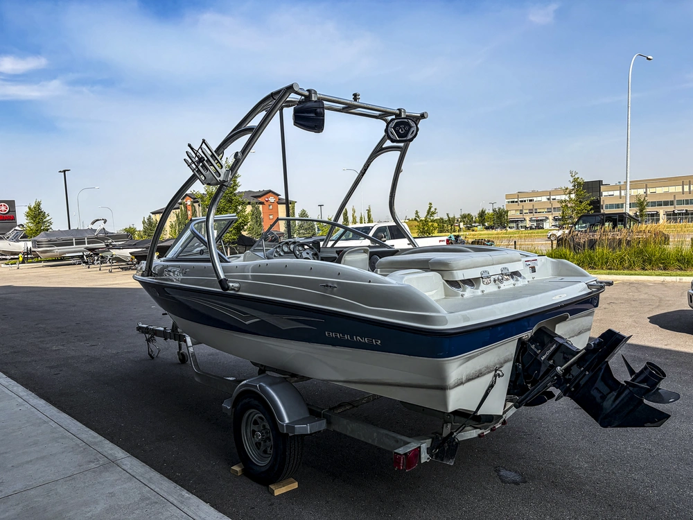 2010 Bayliner 185 alt