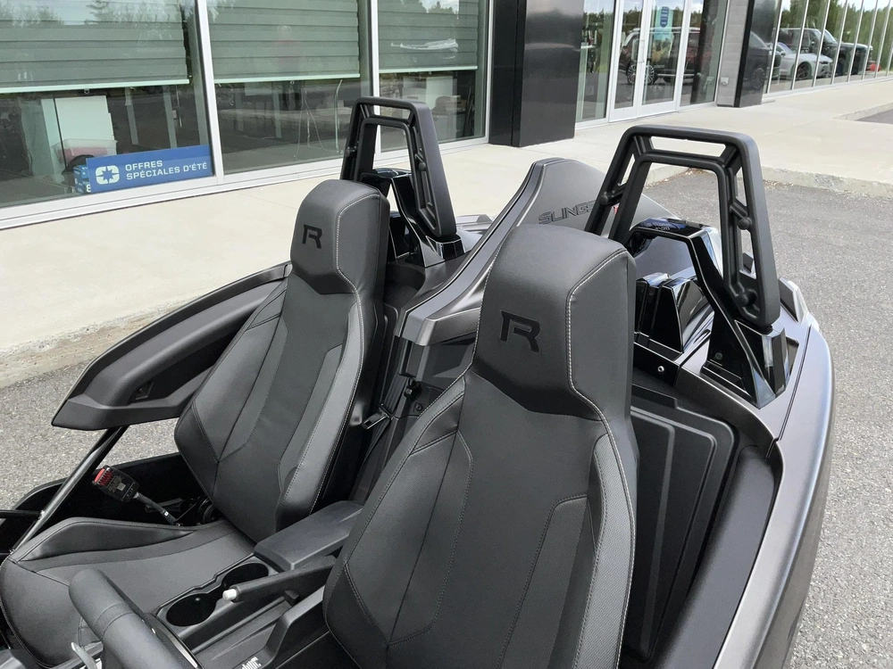 Slingshot R - Autodrive 2026 alt