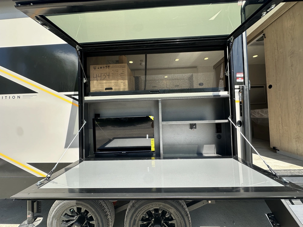 Ember Rv Touring 2300mll 2027 alt