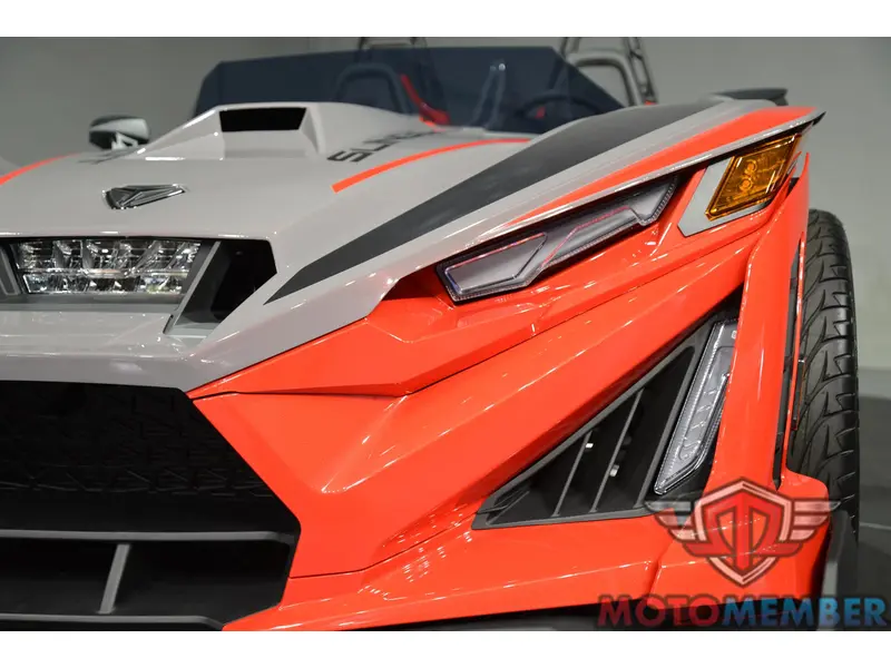 2026 Slingshot R Manual alt