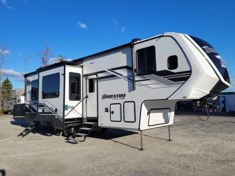 Grand Design Momentum 320g 2026 alt