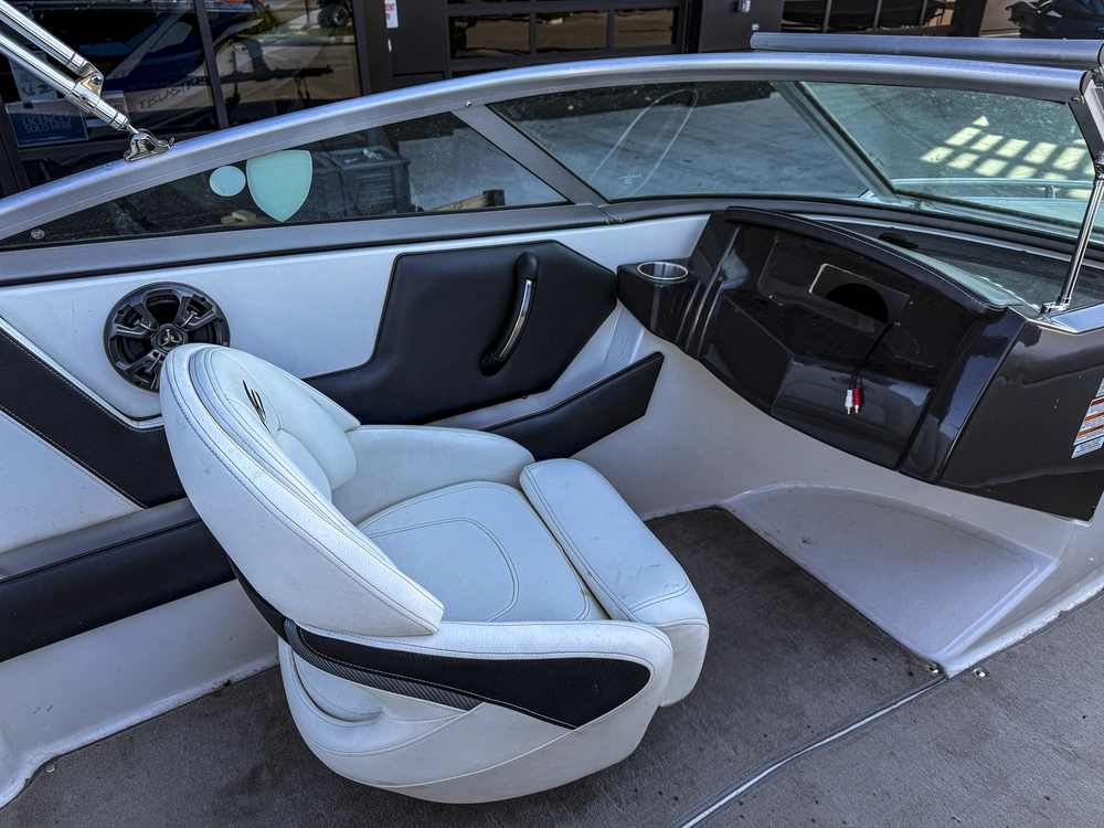 2014 Monterey Boats 196 Ms