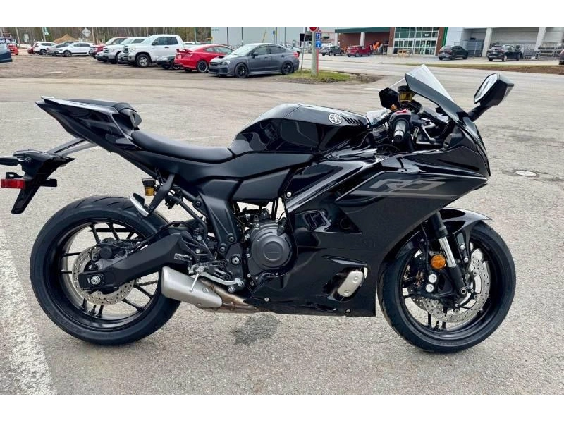 Yamaha Yzf-r7 2026 alt