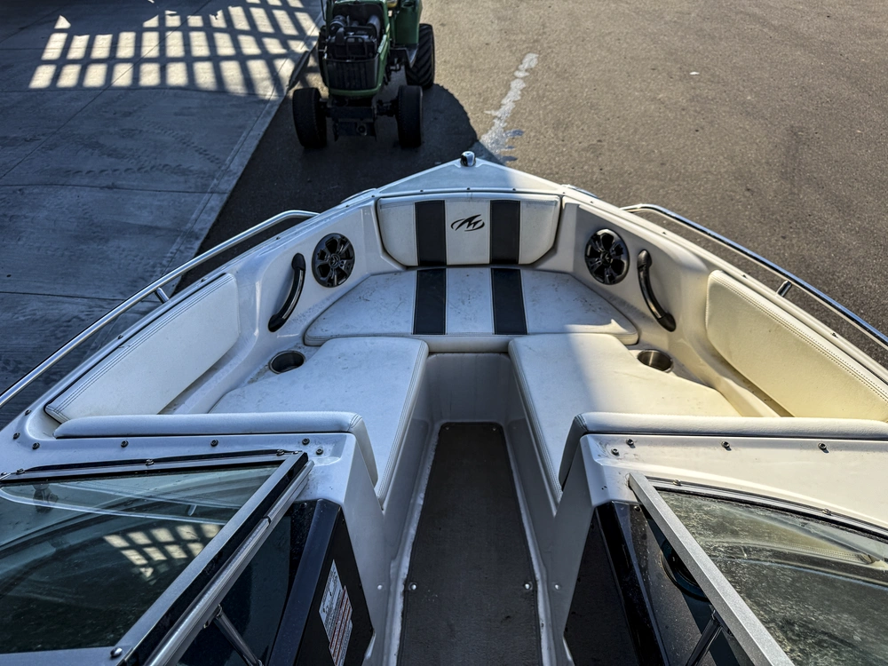 2014 Monterey Boats 196 Ms