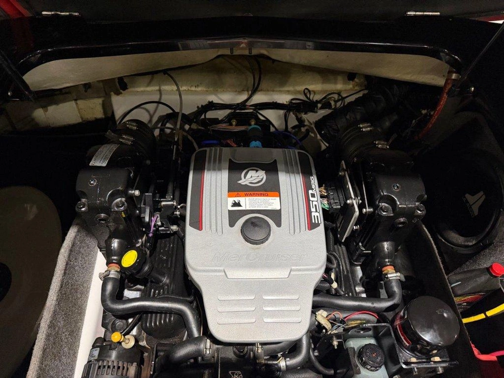 2015 Glastron 225 Gts alt
