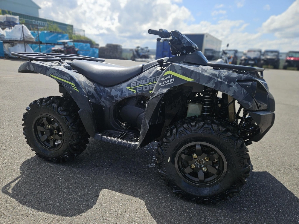 Kawasaki Brute Force 750 2023 alt