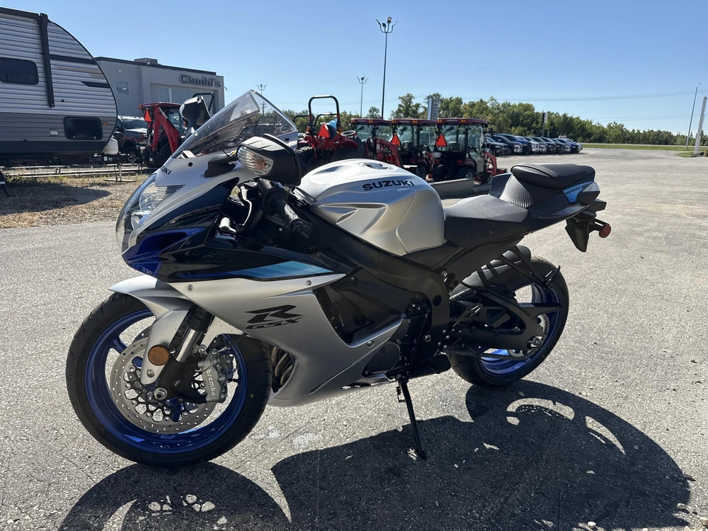 2026 Suzuki Gsx-r600 alt