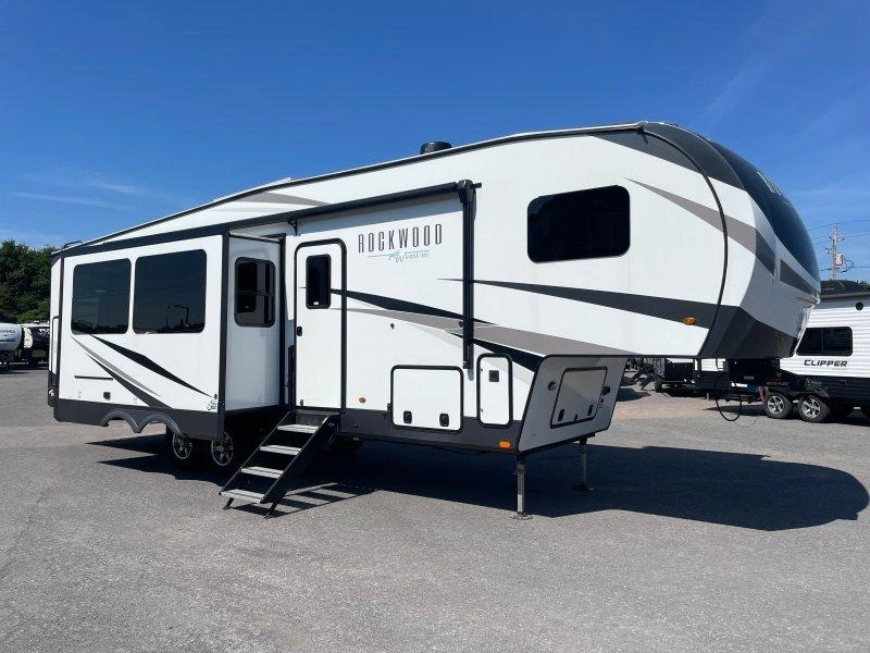 Forest River Rockwood Signature 373bh 2024 alt