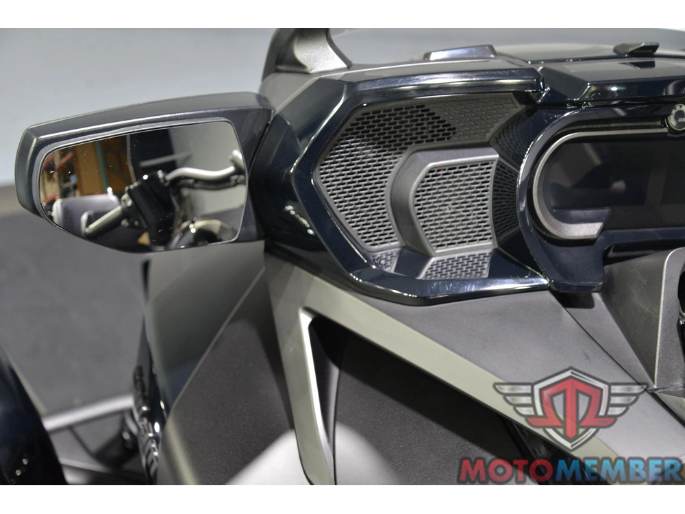 2022 Can-am Spyder F3 Limited Dark Wheels alt