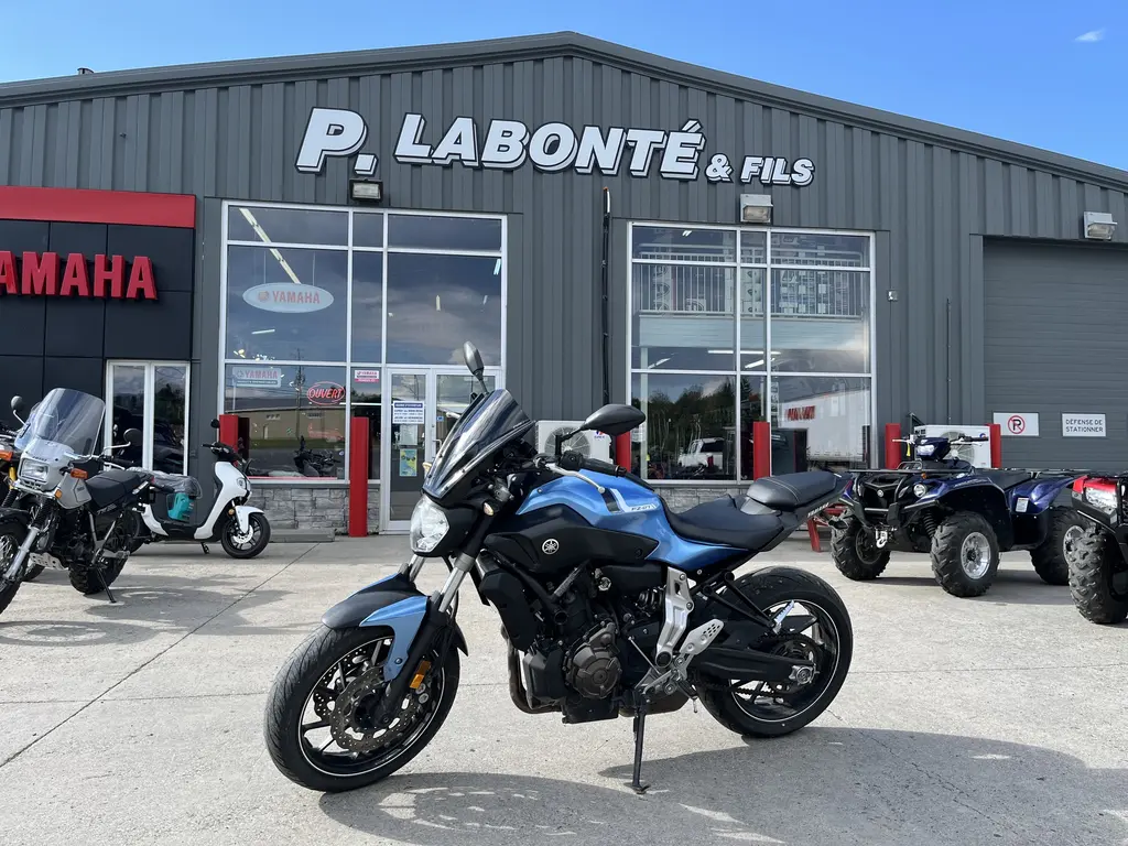 Yamaha FZ07 2017