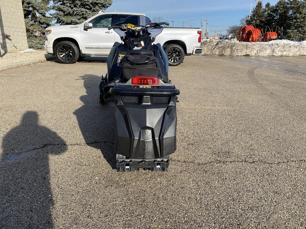 2027 Polaris 850 Indy Xc 137 alt