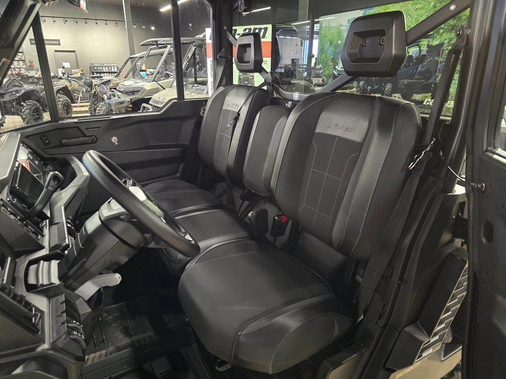 2026 Brp Defender Limited Cab Hd11 alt