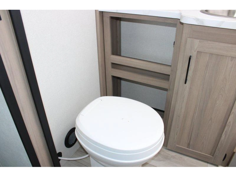 Keystone Rv Coleman 2115rk 2027 alt