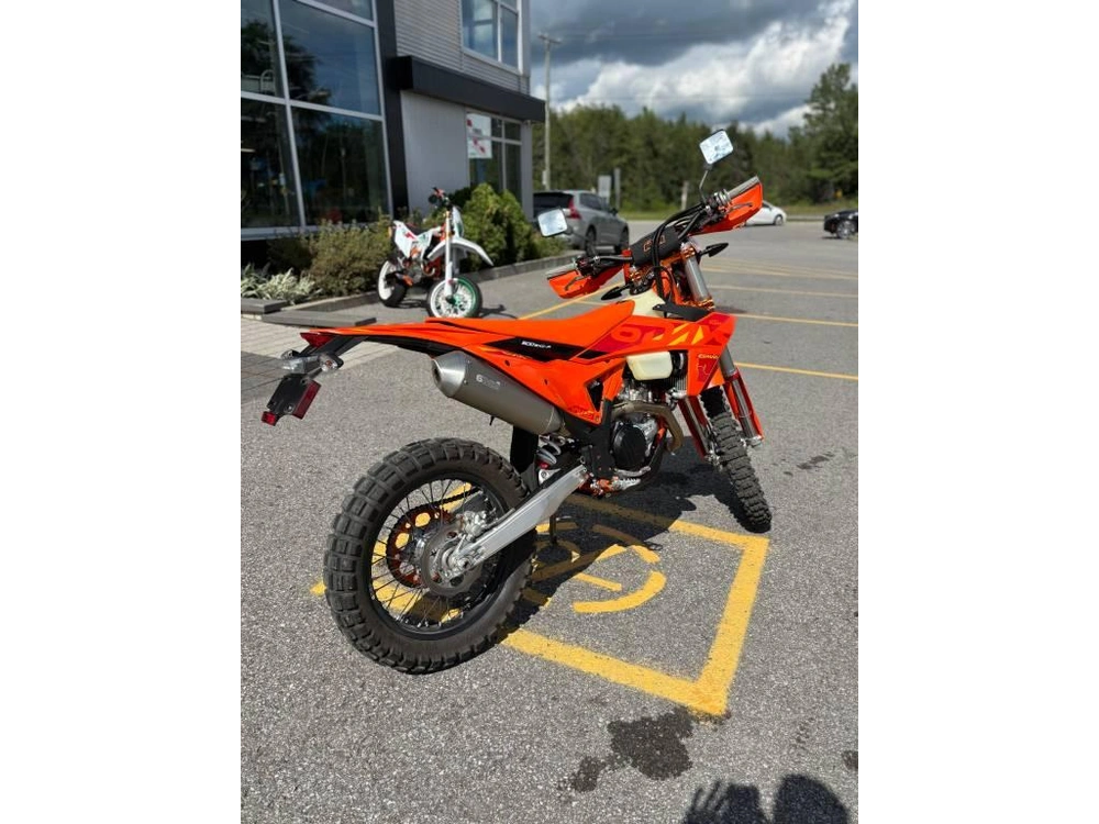 Ktm 500 Exc-f Six Days 2025 alt
