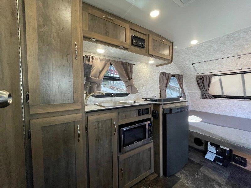 Prolite Mini Lounge 2018 alt