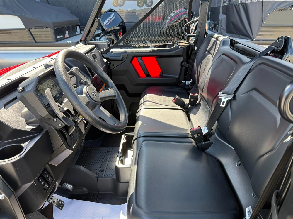 Honda Pioneer 1000 3 Places 2026 alt