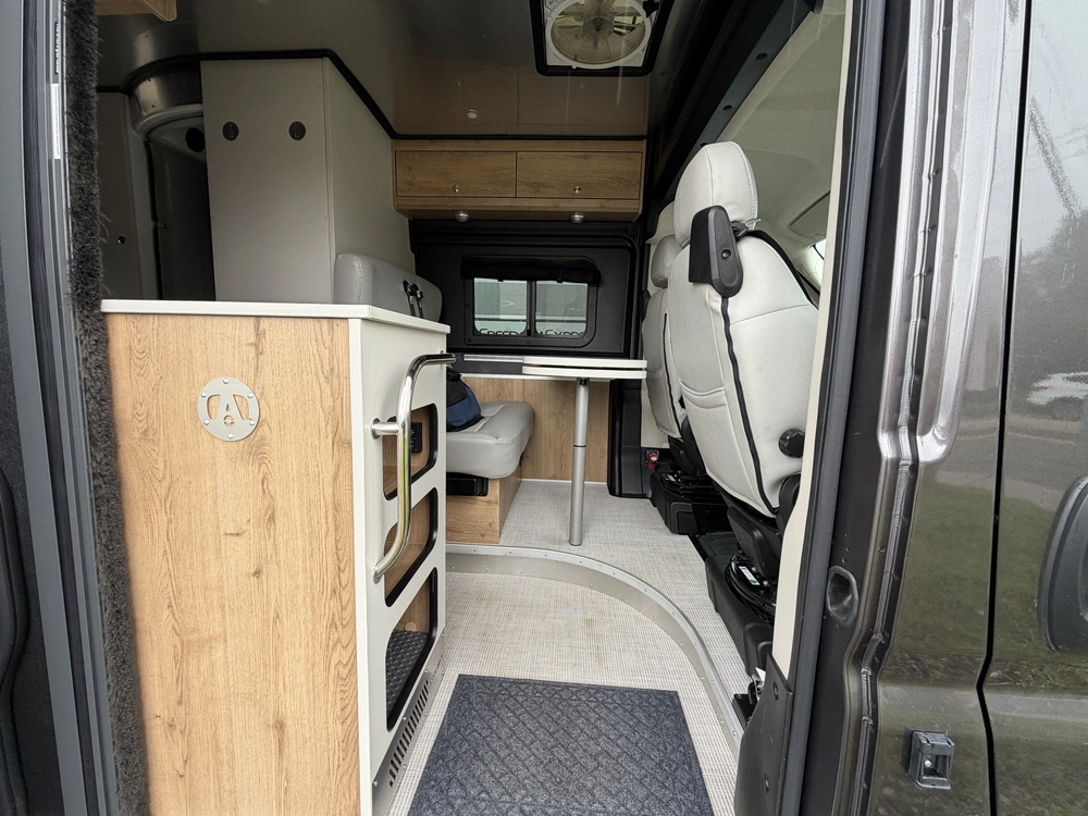 Airstream Rangeline 21ps 2022 alt