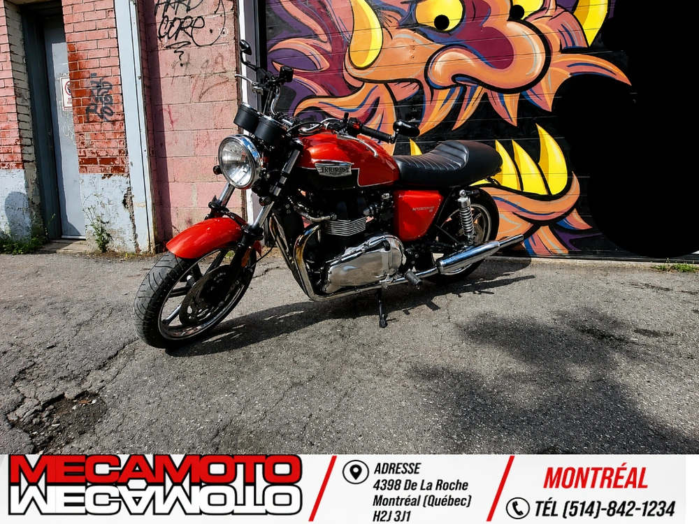 Triumph Bonneville 2012 alt