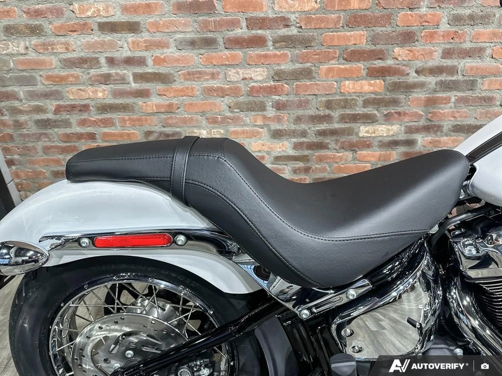 2026 Harley-davidson Super Glide alt