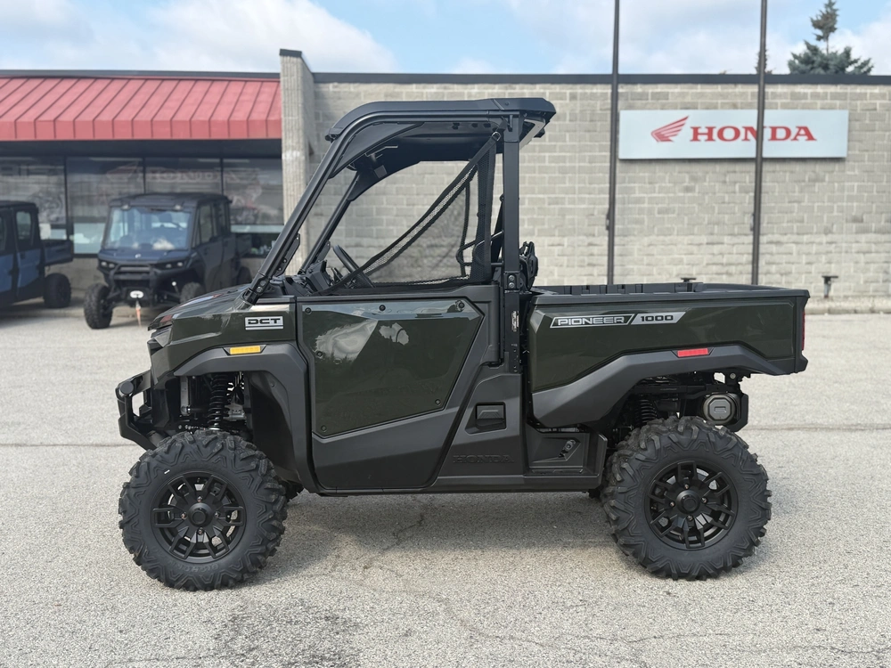 2026 Honda Pioneer 1000 Deluxe