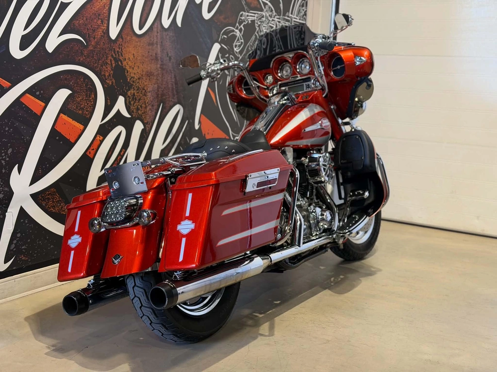 Harley-davidson Flhtcuse Cvo 2008 alt