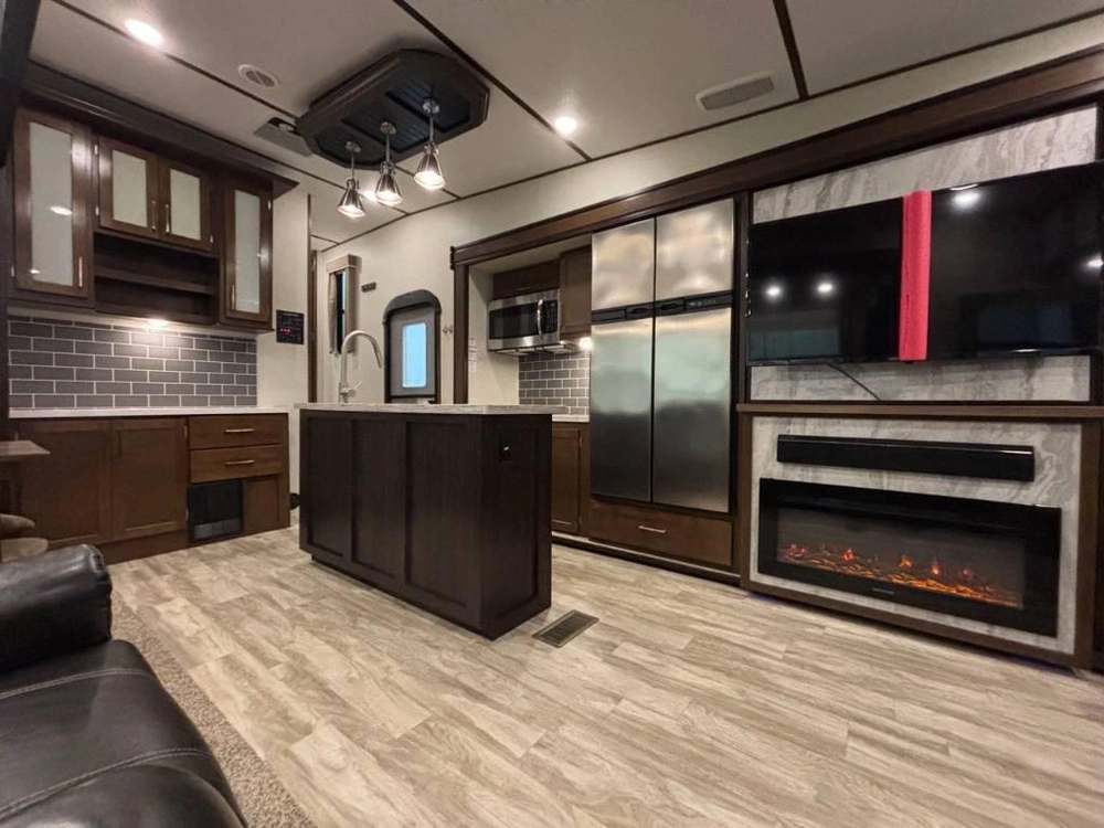 Prime Time Crusader 315rks 2019 alt