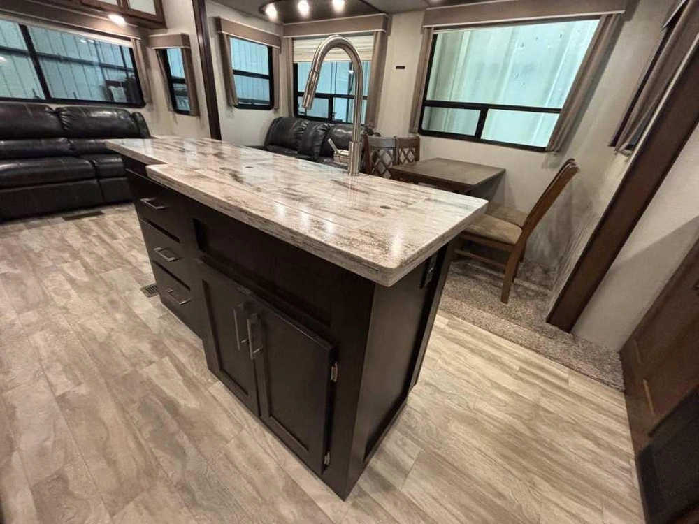 Prime Time Crusader 315rks 2019 alt