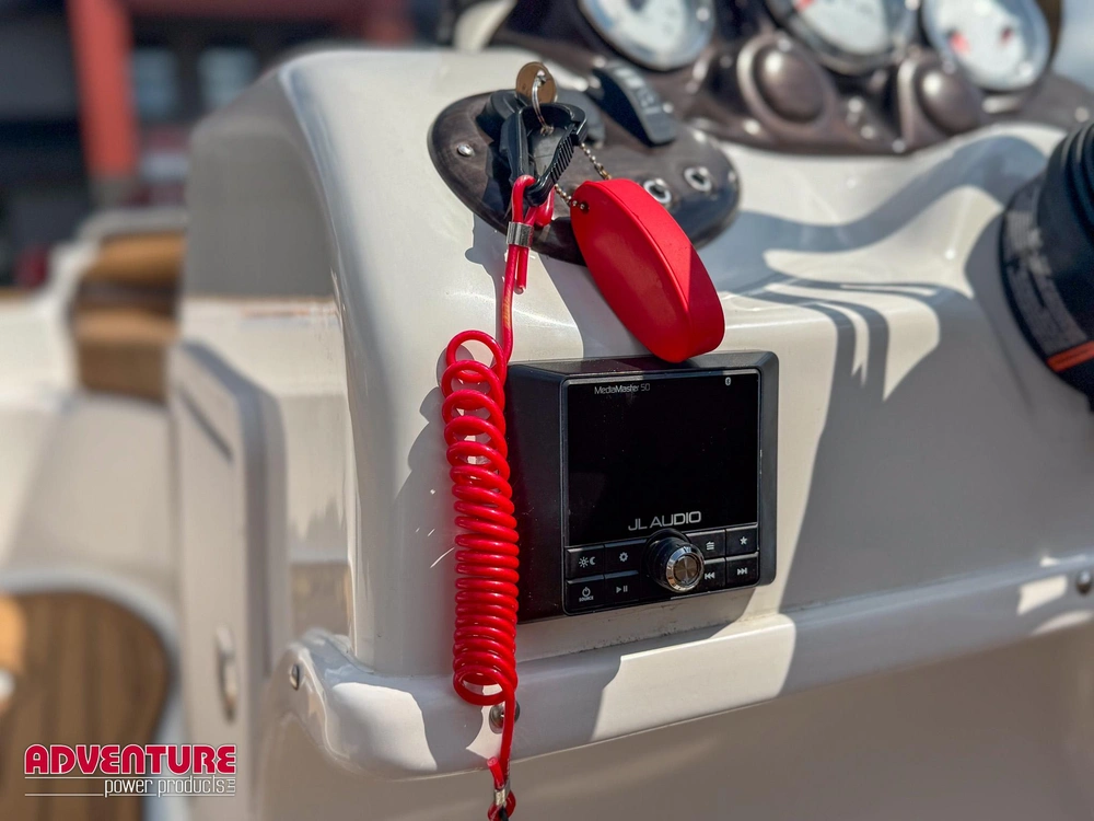 2023 Legend Boats Vibe D19 alt