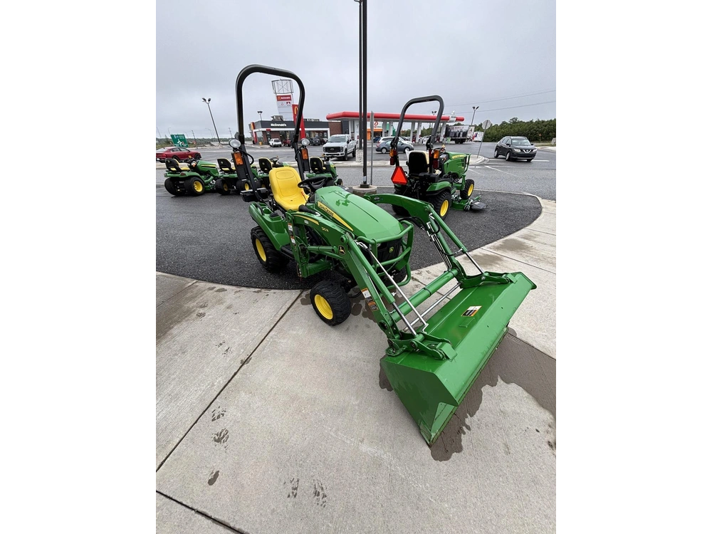 John Deere 1023e 2018 alt