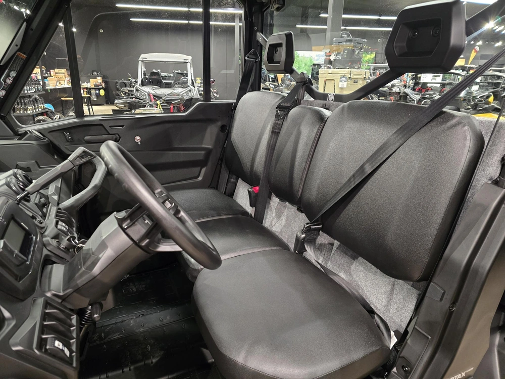 2026 Brp Defender Cab Hd10 alt
