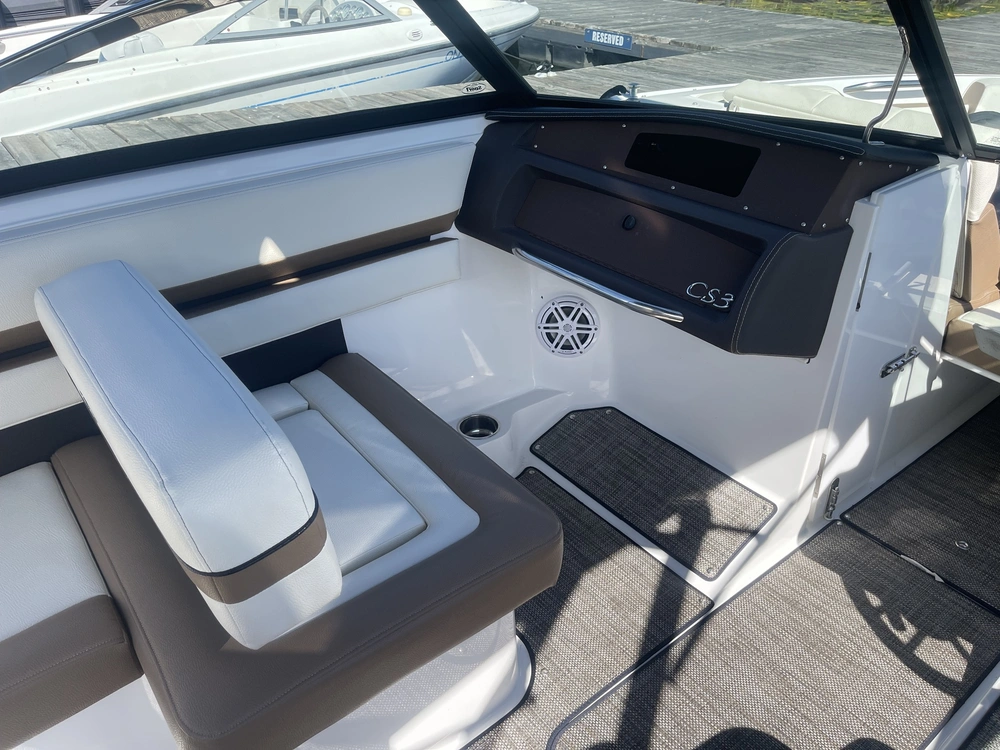 2022 Cobalt Boats Cs23 Surf alt