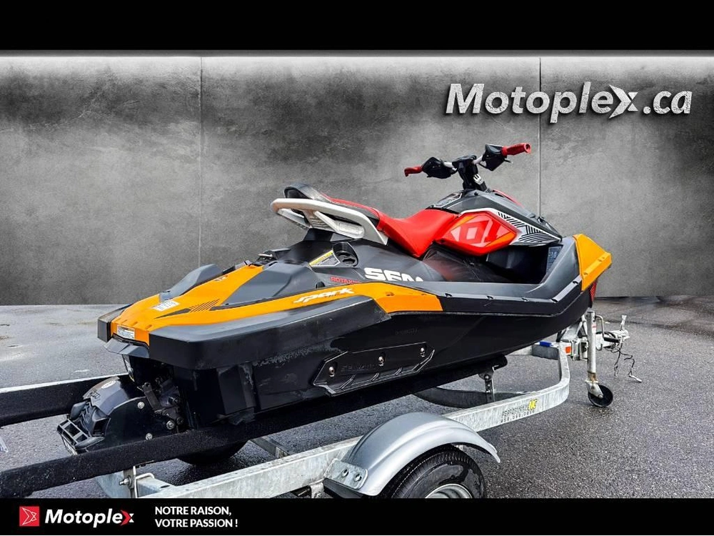 2019 Sea-doo Spark Trixx alt